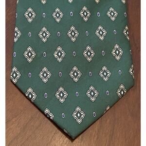 Christian Pelini Green Hand Made 100% Rayon Men’s Neck Tie Made In China